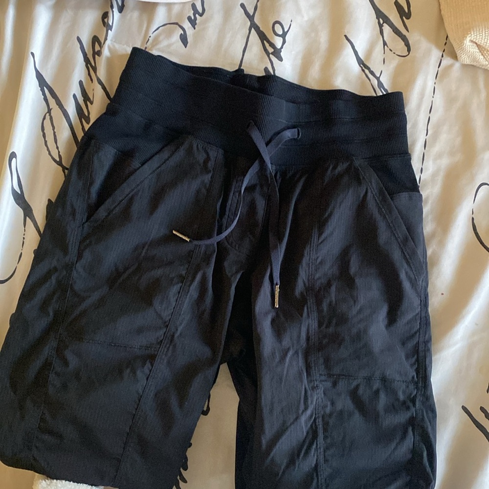 LULULEMON DANCE /Athletic Pants size 4 - Picture 4 of 7